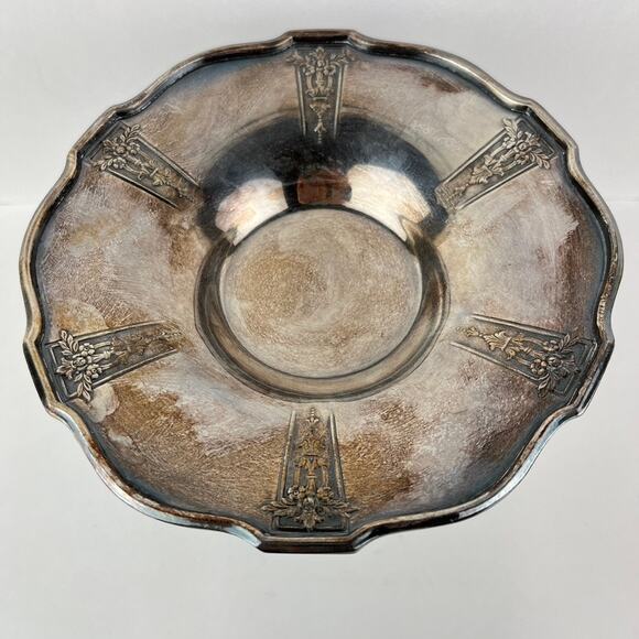 Group of Silverplate Goblets and Compote Dish - Picture 4 of 10